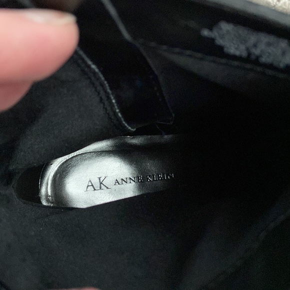 Anne Klein women’s size 8 gorgeous black heeled boots, excellent condition! - Picture 6 of 6